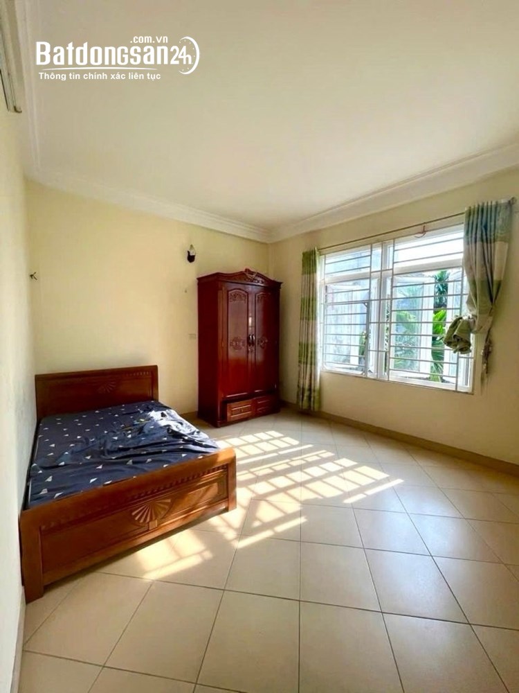 Nhà Quan Nhân, Thanh Xuân 5 tầng, 33m², ngõ thông Nhân Hòa, giá hợp lý.