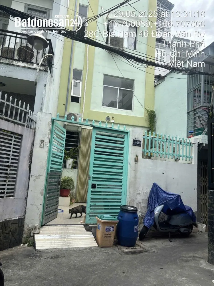 Nhà 3 tầng Khánh Hội, TP. HCM, 99m², hẻm ba gác, giá 9.8 tỷ, doanh thu gần 50tr/tháng.