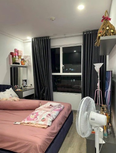 Căn hộ full nội thất Sunrise City View, 74m², giá 6.5 tỷ, gần RMIT và Quận 1.