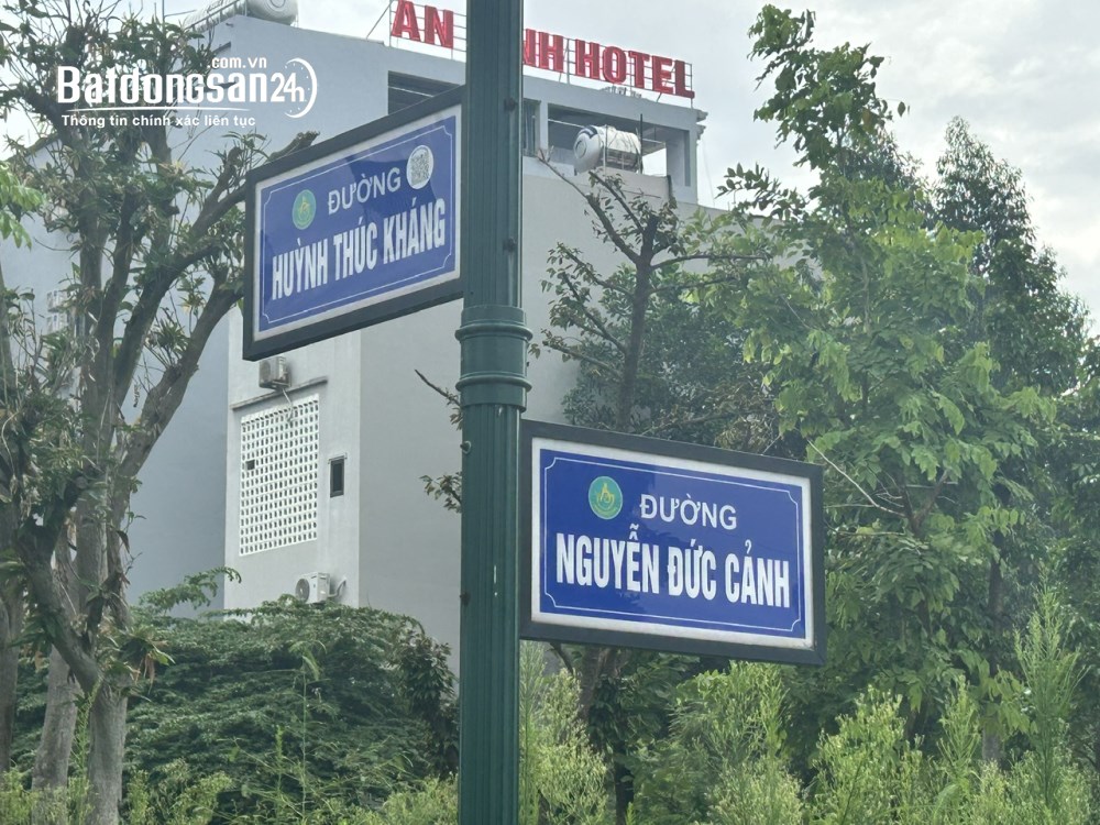 Đất mặt phố Huỳnh Thúc Kháng, Bắc Ninh, mặt tiền rộng, hai thoáng, vị trí đẹp.