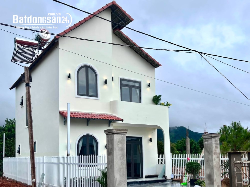 Nhà Đông Thanh 140m², giá 2.95 tỷ, full thổ cư, full nội thất, gần Đà Lạt.