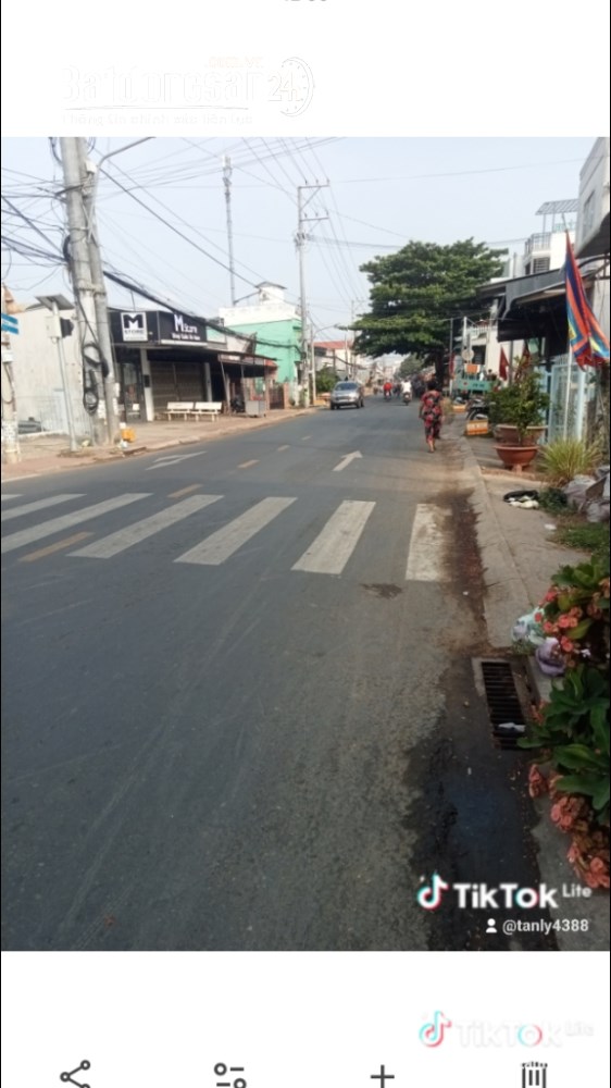 Nhà mặt tiền Trần Hưng Đạo, P. Tân Châu, An Giang 4,8x16,25m, giảm giá mạnh, kinh doanh tốt.