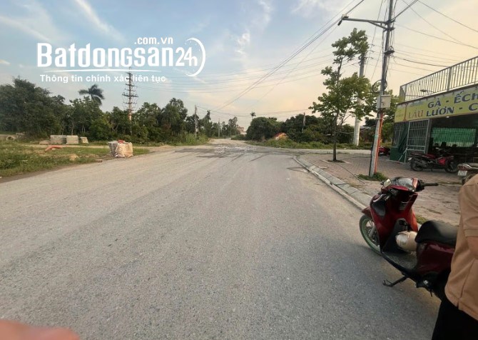 Mỹ Hào, Hưng Yên, nhà 229m², 2 mặt thoáng, mặt tiền 24m, giá 18 tỷ.