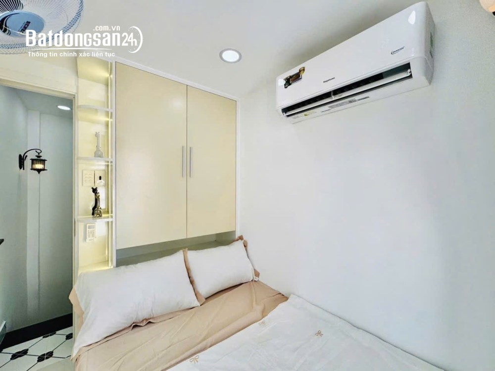 Nhà 3 tầng Hạnh Thông, Gò Vấp, 2PN, ban công sân thượng, giá 2.8 tỷ.
