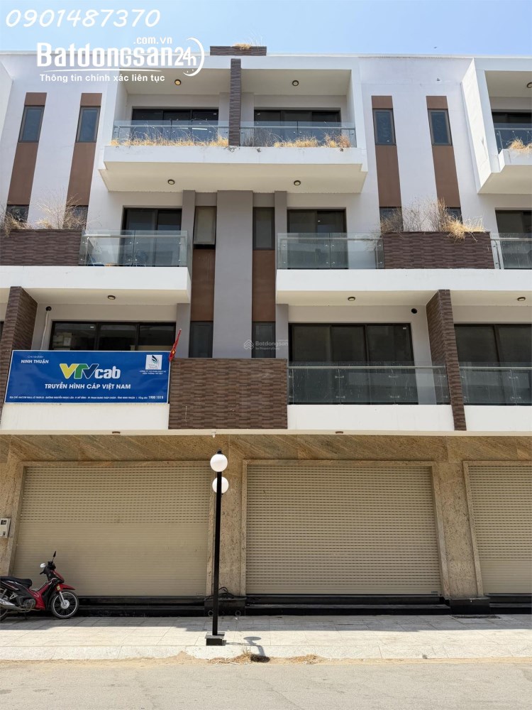 Phan Rang townhouse 4 tầng, gần biển Bình Sơn - Ninh Chữ, giá 5,4 tỷ.