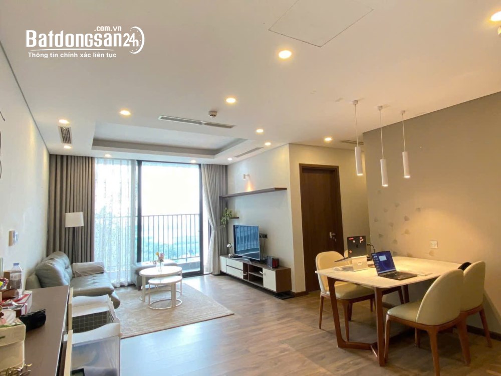 Bán căn hộ Ngoại Giao Đoàn 2 phòng ngủ, 74m², ban công hướng Nam, giá 7,5 tỷ.