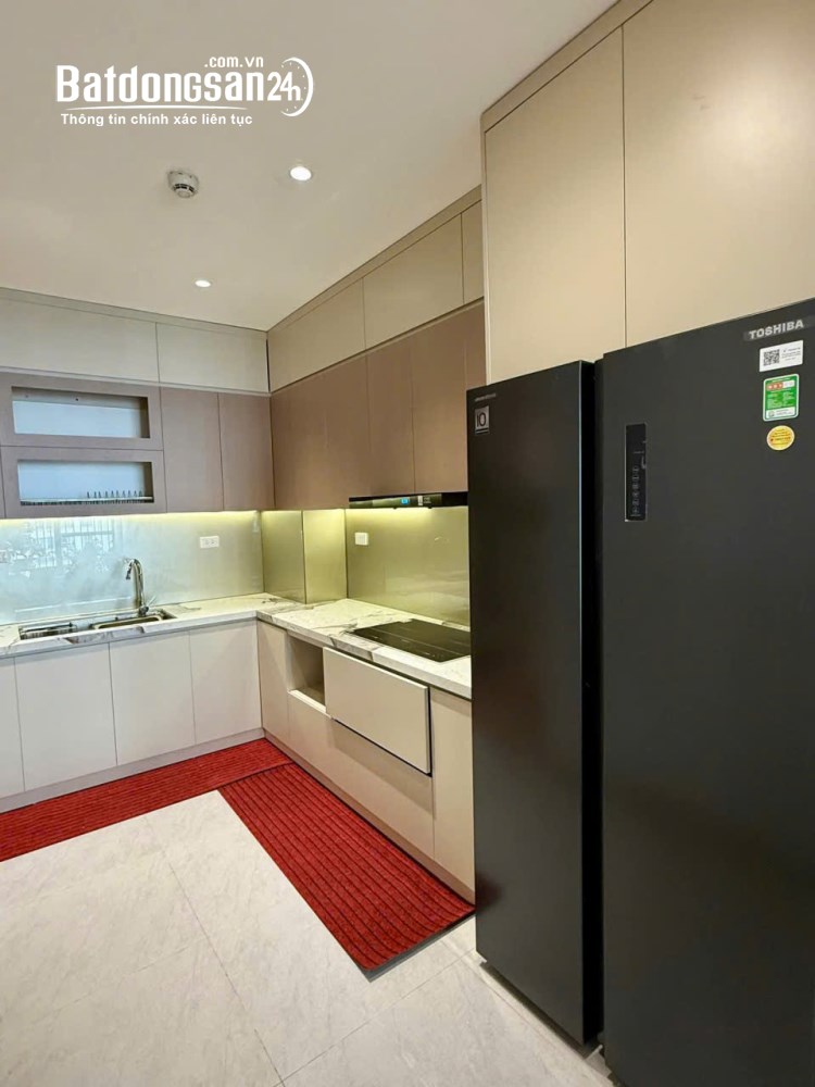 Bán căn hộ Ngoại Giao Đoàn 2 phòng ngủ, 74m², ban công hướng Nam, giá 7,5 tỷ.