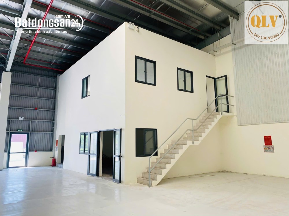 Nhà xưởng KCN Đông Nam, Củ Chi, khuôn viên 26.100m², xe container lưu thông.