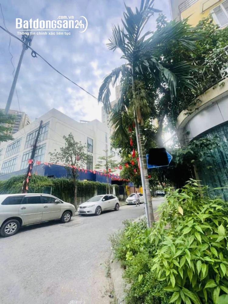 KĐT Văn Khê 82,5m² giá 18,6 tỷ, shophouse 5 tầng, vừa ở vừa kinh doanh.