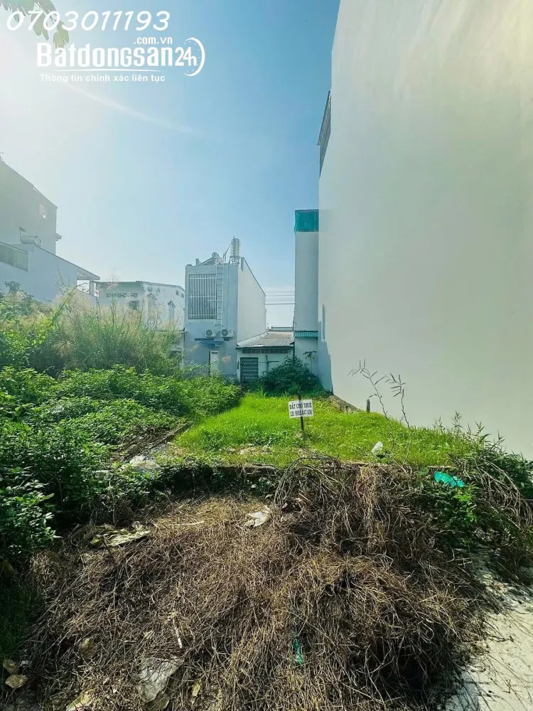 Đất Hoàng Hoa Thám, Mỹ Tho 69,7m², mặt đường ô tô, sổ hồng riêng, giá 2,5 tỷ.