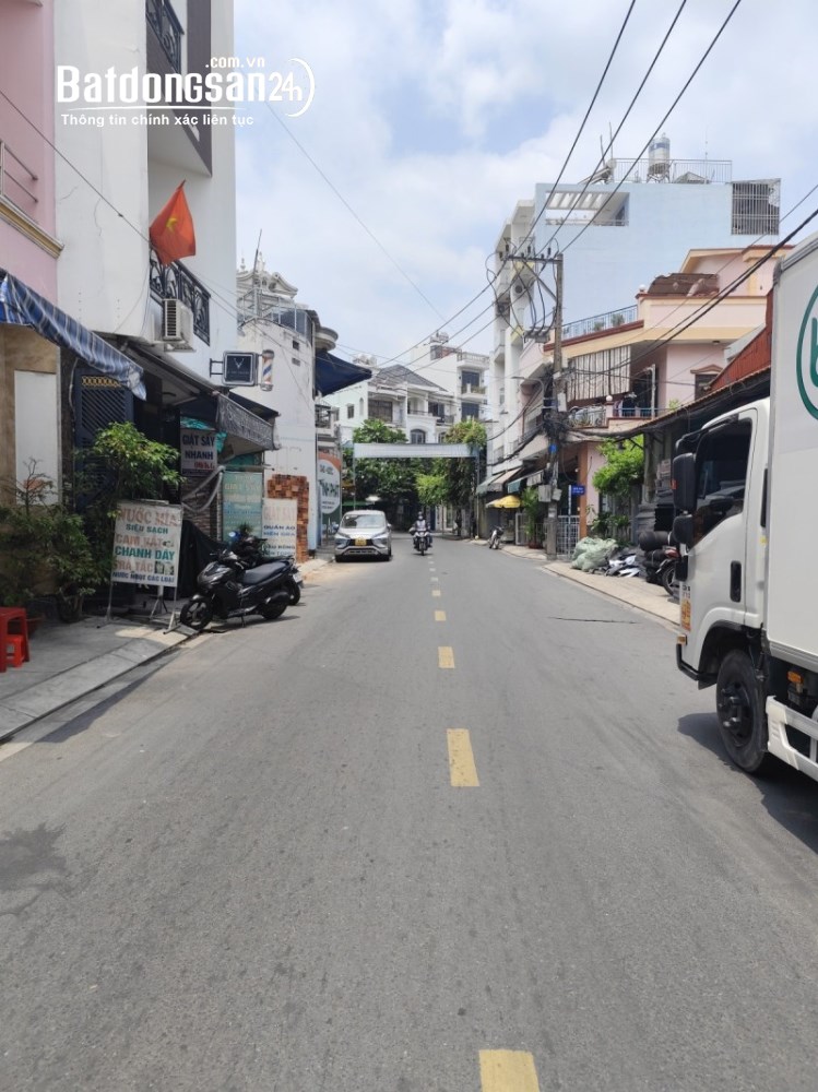 Bán nhà Khuông Việt, Tân Phú 45m², hẻm xe tải, tiện xây Trệt + 3 Lầu + Tum, chỉ 7 tỷ.