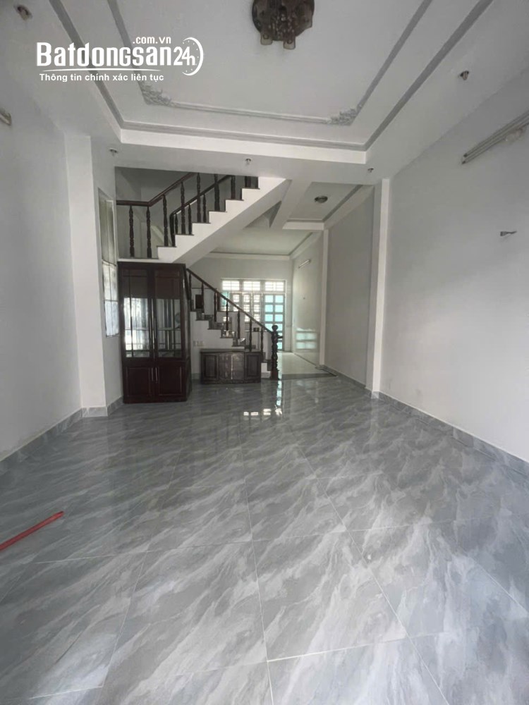 Nhà phố Tân Quy, Quận 7, diện tích rộng, hẻm xe hơi, giá tốt 11,9 tỷ.