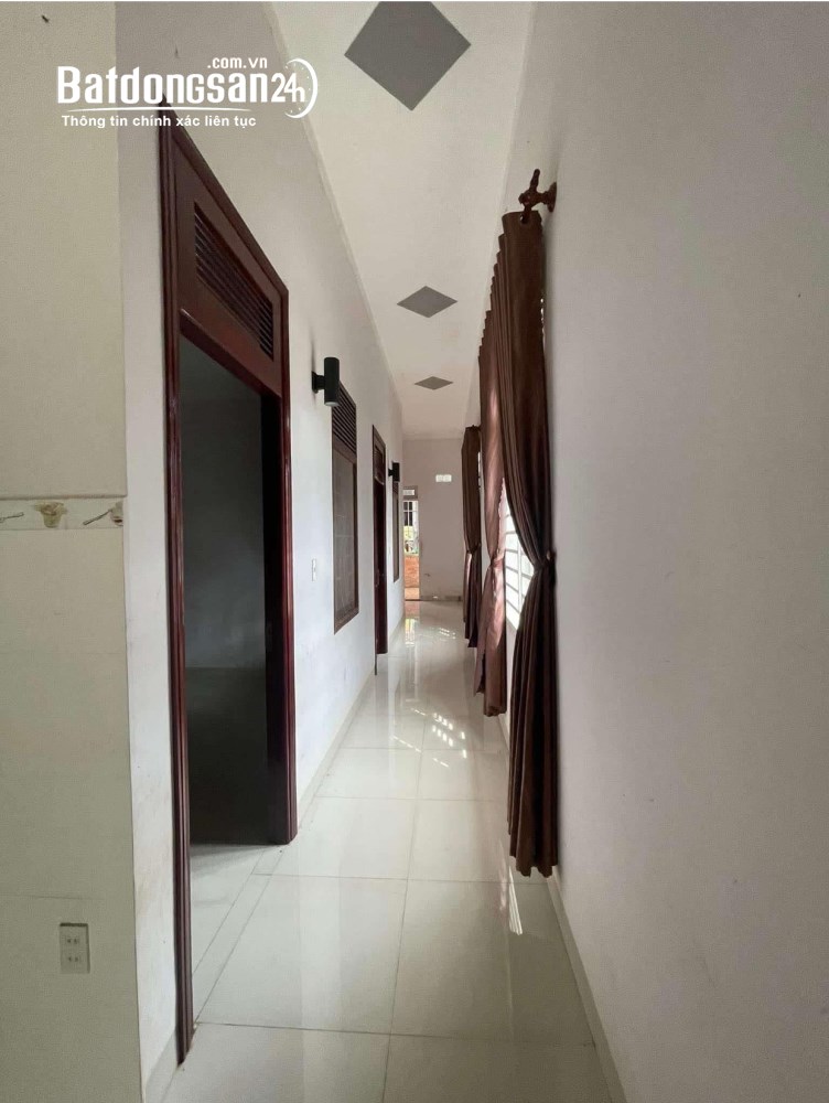 Mặt tiền đường 36m gần GO!, nhà 2PN, 240m², giá 8 tỷ, Phường Buôn Ma Thuột, Đắk Lắk.