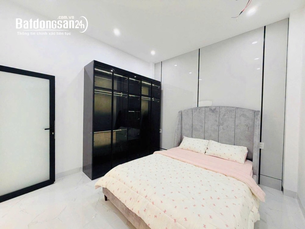 Bán nhà Tương Bình Hiệp, Thủ Dầu Một 120m², giá 2,7 tỷ, 3PN, pháp lý rõ ràng.