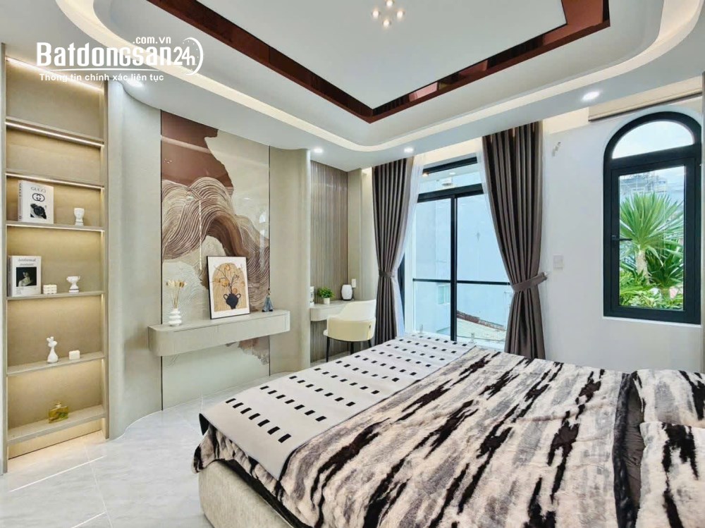 GẦN ĐẠI HỌC VĂN LANG, UTS,EMART PHAN VĂN TRỊ - 6 TẦNG THANG MÁY, ĐƯỜNG 8M, NHỈNH 12TY