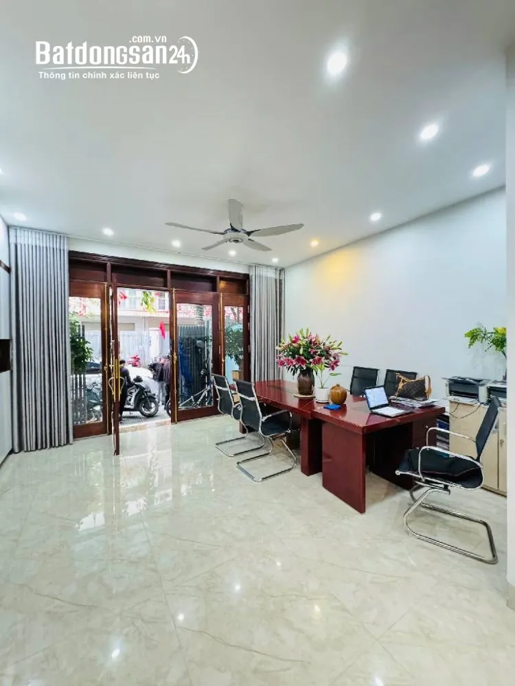 Chính chủ bán liền kề An Hưng, Hà Đông, 83m², mặt tiền đẹp, 24,9 tỷ, thương lượng mạnh.