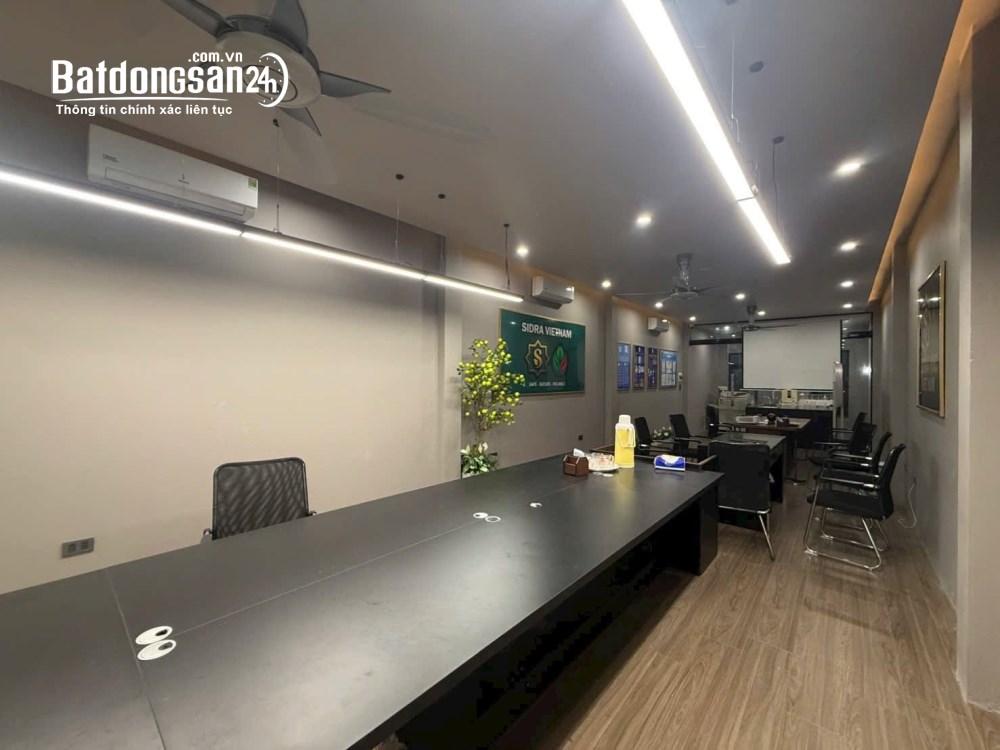  Bán nhà 2 tầng mặt tiền Đỗ Ngọc Du 79m² sổ hồng chính chủ, đang cho thuê dòng tiền, giá 5,x tỷ.