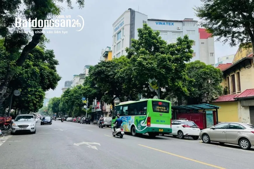 Quỹ đất hiếm Phan Chu Trinh, P. Cửa Nam, Hà Nội, 350m², 1 sổ 1 chủ, pháp lý chuẩn, 850 triệu/m².