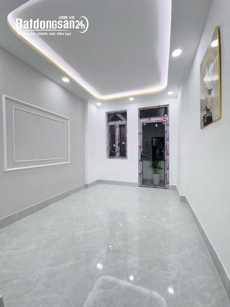 Nhà mặt tiền Hồ Văn Cống, P. Bình Dương, TP.HCM 120m², 1 trệt 1 lầu 1 sân thượng, giá 2 tỷ.