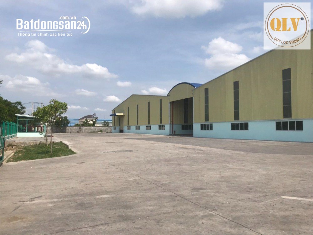Cho thuê nhà xưởng Bình Dương 9.600m², 2 xưởng độc lập, sẵn sàng hoạt động.
