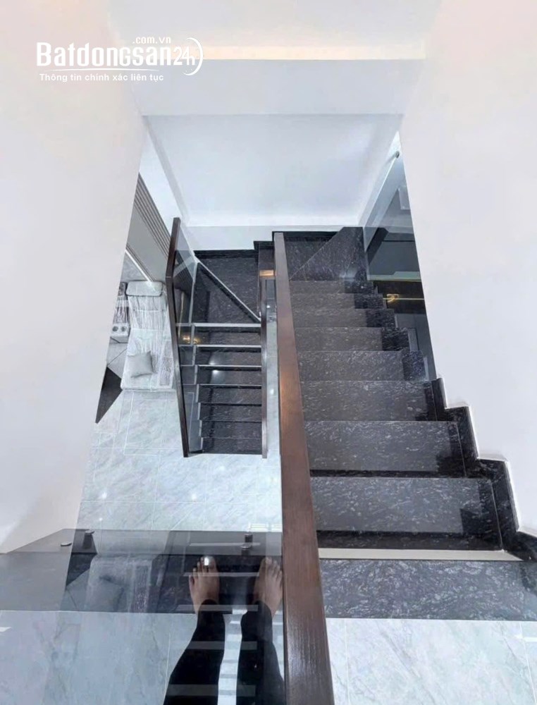 Bán nhà lô góc Long Hưng, Đồng Nai 70m², sổ hồng hoàn công, đường ô tô, 3,xx tỷ.