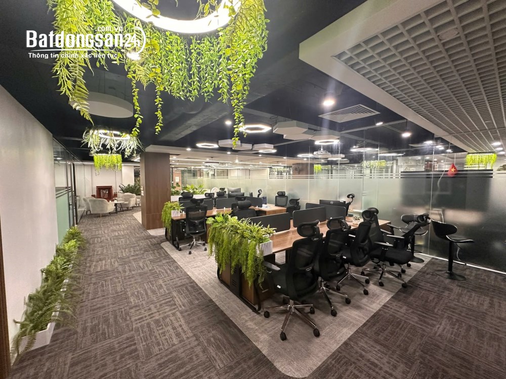 CHÍNH CHỦ CHO THUÊ VP 200M2 TẠI HANCORP PLAZA, GIÁ RẺ CÓ NỘI THẤT