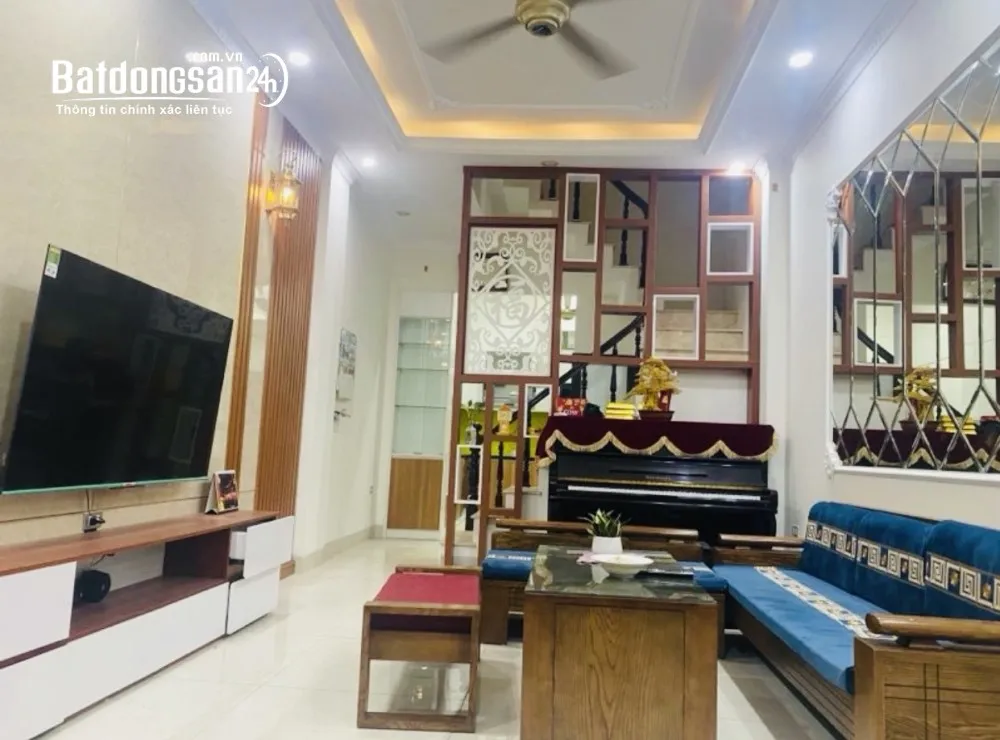 Trung Tâm Mỗ Lao, Hà Đông 34m², 5T, giá 7.1tỷ. Nhà Đẹp Không QH, Gần Đại Học Bưu Chính .
