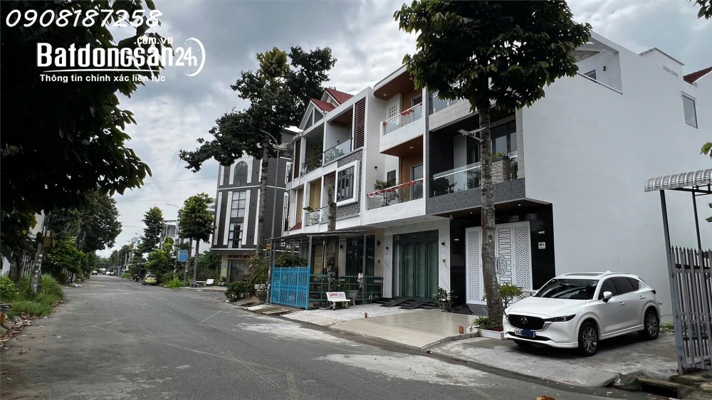 Chính chủ bán nhà KDC Nông Thổ Sản, Phường Hưng Phú, Tp Cần Thơ, DT 120m2, giá 5,339 tỷ.