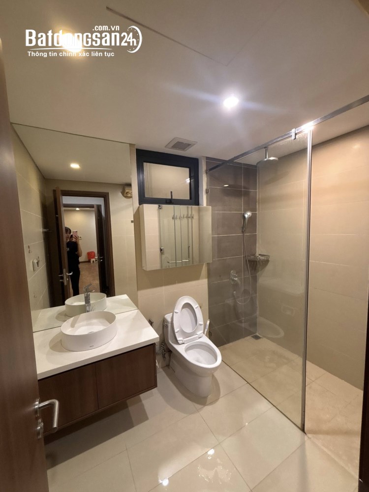 Bán gấp chung cư Nam Cường, Hoàng Quốc Việt, 75m² và 93m², sổ đỏ lâu dài, giá từ 6,4 tỷ.