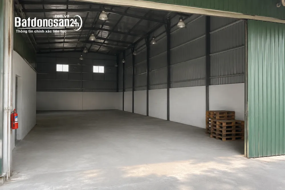 Cho thuê kho xưởng Nguyễn Phước Lan, Phường Cẩm Lệ, Đà Nẵng 200m², giá chỉ 9 triệu/tháng.