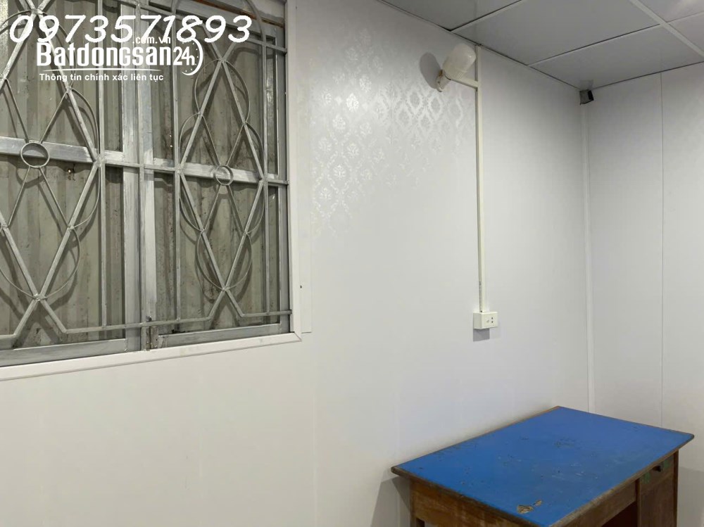 Nhà cho thuê Phường Việt Hưng, 50m², hướng Nam, tiện ích đầy đủ, giá 4.5 triệu/tháng.