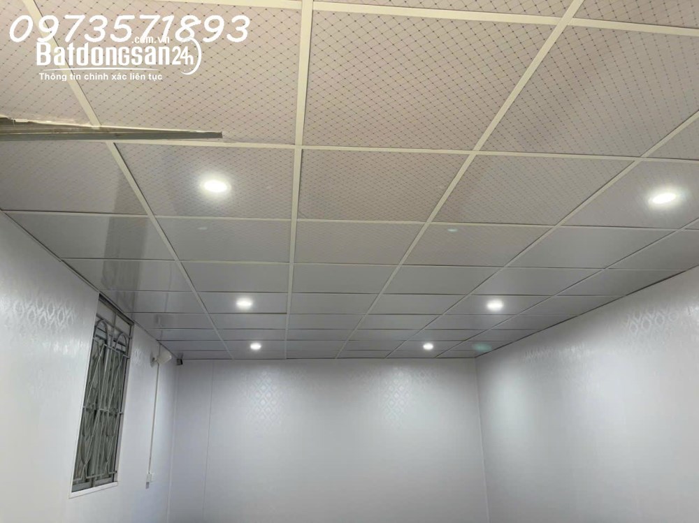 Nhà cho thuê Phường Việt Hưng, 50m², hướng Nam, tiện ích đầy đủ, giá 4.5 triệu/tháng.