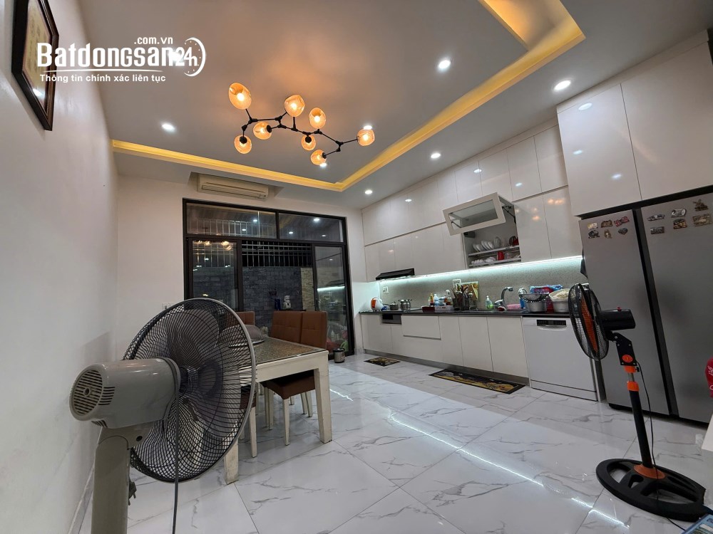 Bán nhà chính chủ khu Hoàng Huy Mall, Đ. Võ Nguyên Giáp, P. Lê Chân, Hải Phòng, diện tích 79m².