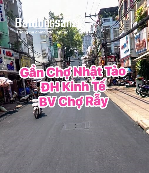 Nhà 7 phòng ngủ gần chợ Nhật Tảo, Đại học Kinh tế, Bệnh viện Chợ Rẫy, giá 6.9 tỷ.