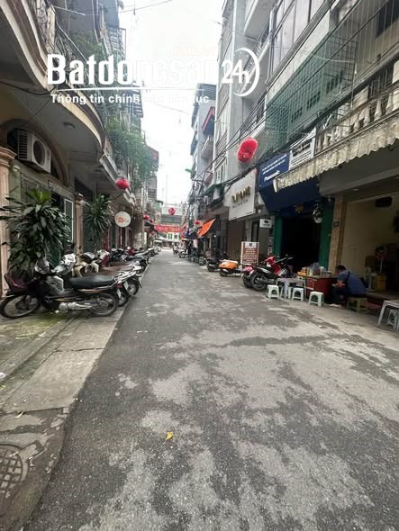 Bán nhà mặt tiền phố Minh Khai, Hai Bà Trưng, mặt tiền 5m, 19,5 tỷ, lô góc 2 thoáng, ô tô tránh.