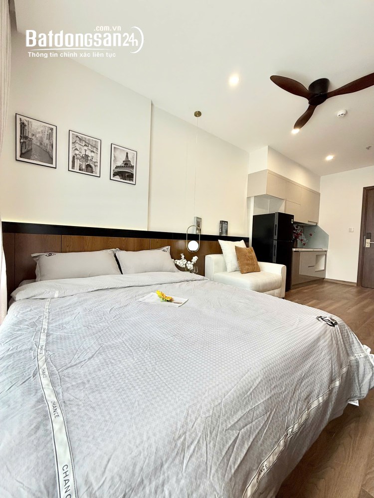 Bán gấp căn hộ studio 27,5m2 tại The Zurich, Vinhomes Ocean Park 1, tầng trung, giá 2,39 tỷ.