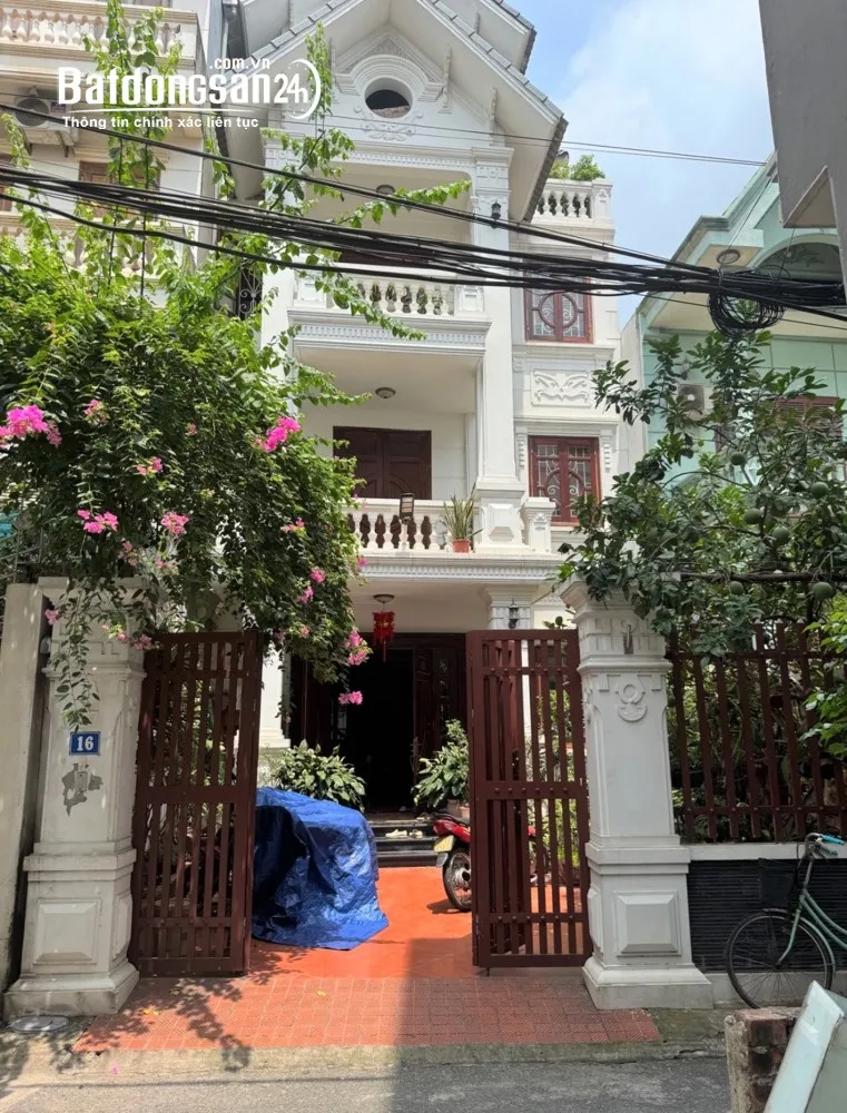 BÁN BIỆT THỰ VIP GIANG BIÊN - VIỆT HƯNG, 4 TẦNG THANG MÁY NHẬT - Ô TÔ VÀO NHÀ