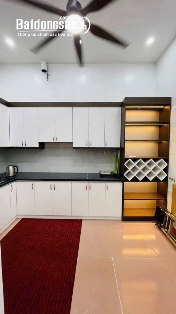 Bán nhà 3 tầng, 45.6m2 tại ngõ phố Quang Trung, đối diện Viện Mắt, TP. Hải Dương, giá 2.48 tỷ.