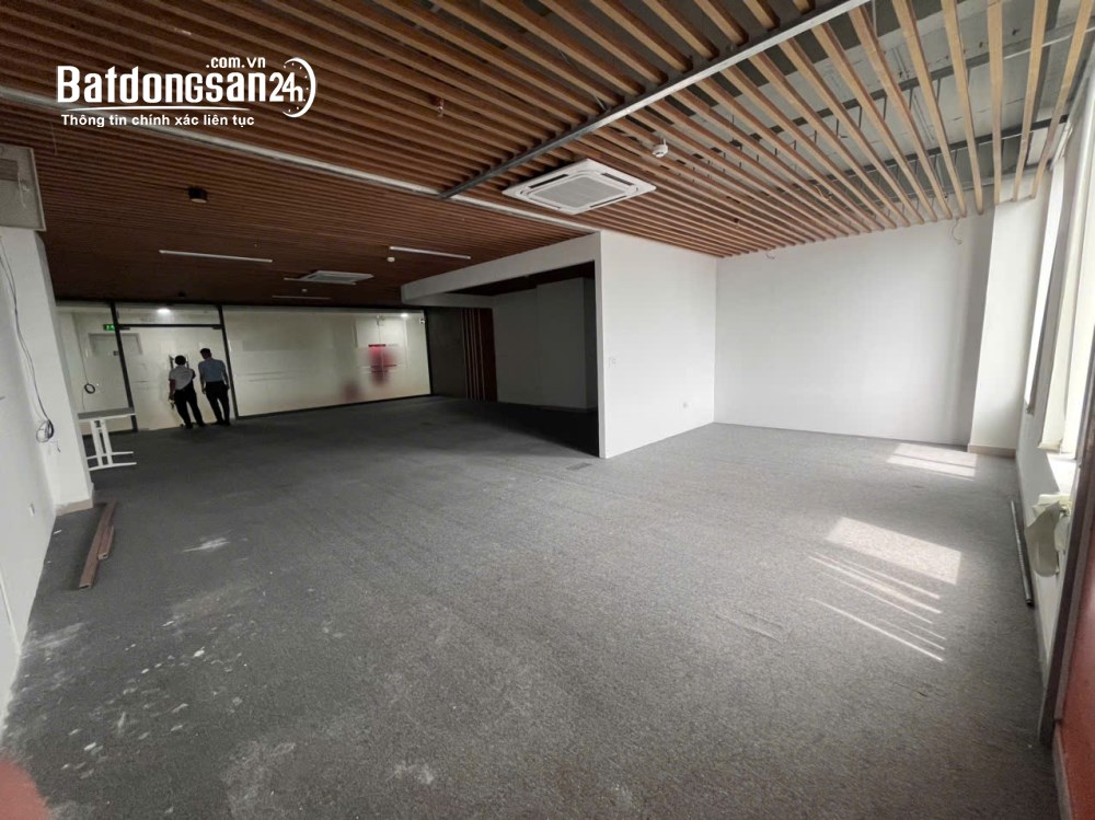 Cho thuê văn phòng TD Complex, P. Vinh Phú, Nghệ An 105m², tầng 7, không gian chuyên nghiệp.