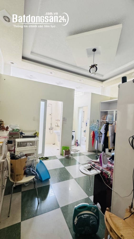 Nhà Đầm Sen 106m² 3 tầng, hẻm nhựa 6m, sổ Hồng, hoàn công đầy đủ, chỉ 13 tỷ.