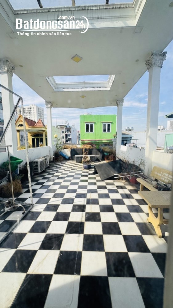 Nhà Đầm Sen 106m² 3 tầng, hẻm nhựa 6m, sổ Hồng, hoàn công đầy đủ, chỉ 13 tỷ.