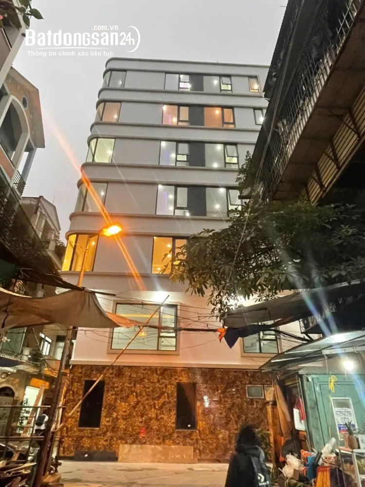 BÁN NHÀ 7 TẦNG, GÓC 3 MẶT ĐƯỜNG, SỐ 4 NGÕ 521 NGUYỄN TRÃI. LH:0393111533 