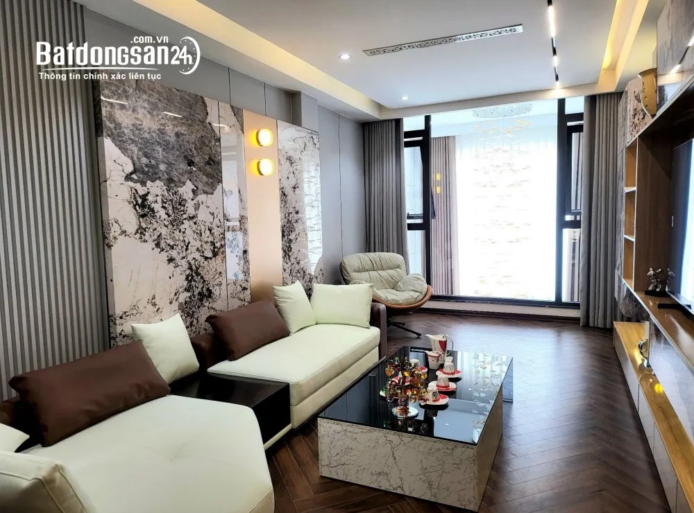HIẾM! BÁN NHÀ KHU 918 LONG BIÊN 50M2 X 8T THANG MÁY, PHÂN LÔ QUÂN ĐỘI, VỈA HÈ 3 Ô TÔ 