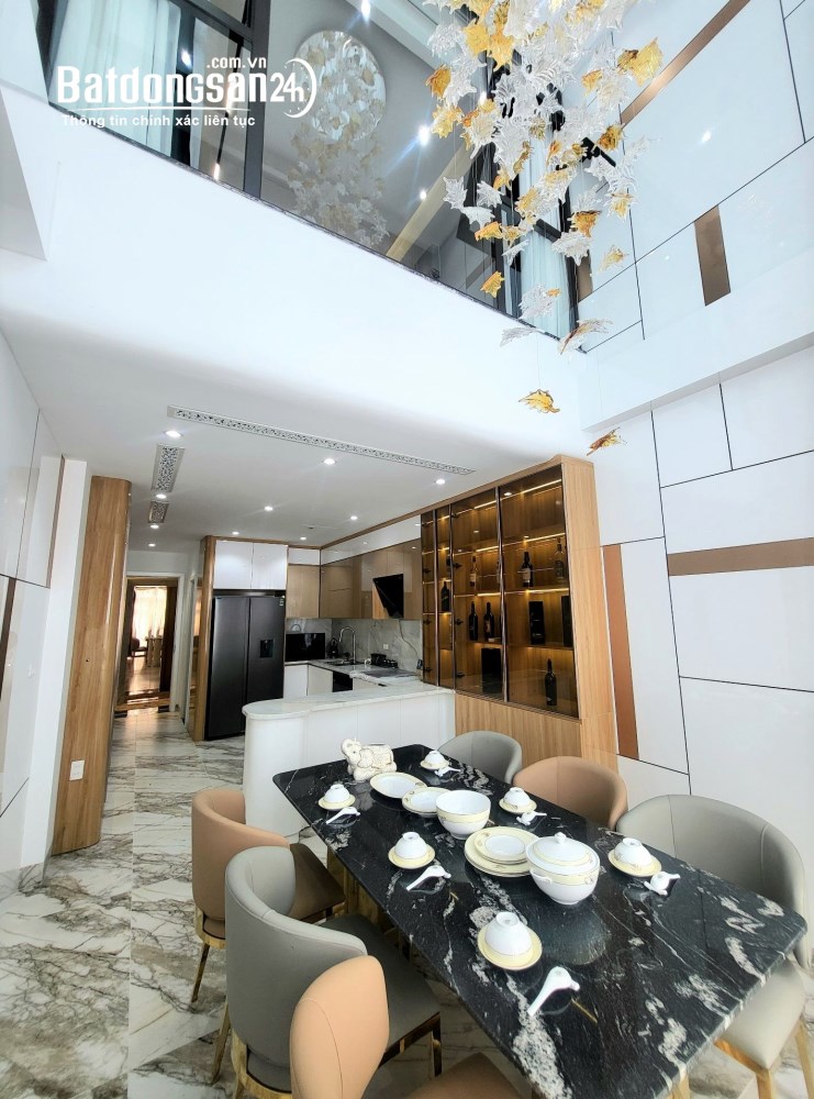 HIẾM! BÁN NHÀ KHU 918 LONG BIÊN 50M2 X 8T THANG MÁY, PHÂN LÔ QUÂN ĐỘI, VỈA HÈ 3 Ô TÔ 