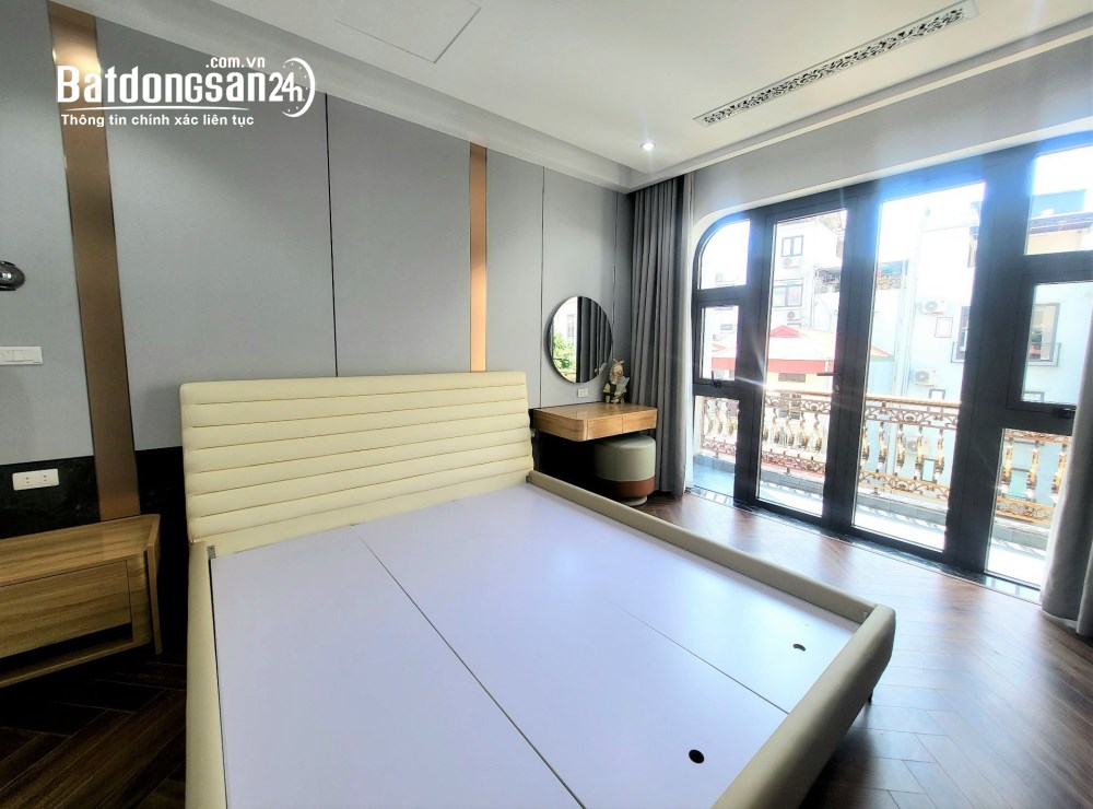 HIẾM! BÁN NHÀ KHU 918 LONG BIÊN 50M2 X 8T THANG MÁY, PHÂN LÔ QUÂN ĐỘI, VỈA HÈ 3 Ô TÔ 