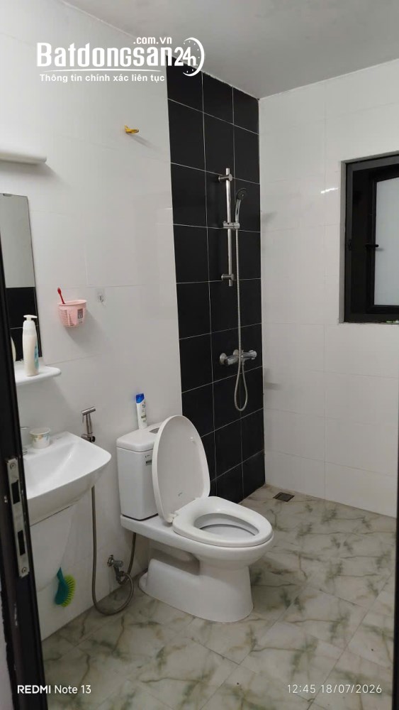 Chính chủ bán nhà 5 tầng 36m²,phố Nhật Chiêu,20m ra Hồ Tây,ô tô qua nhà-12,5 tỷ