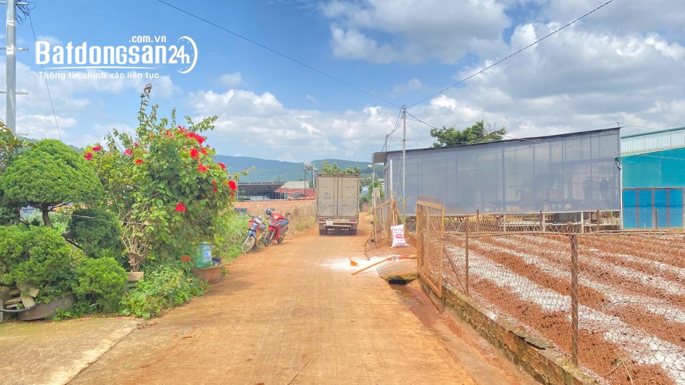 Bán đất nền phân lô Hiệp Thạnh, Lâm Đồng, 344m², 100m² thổ cư, gần QL27, giá 1,3 tỷ.