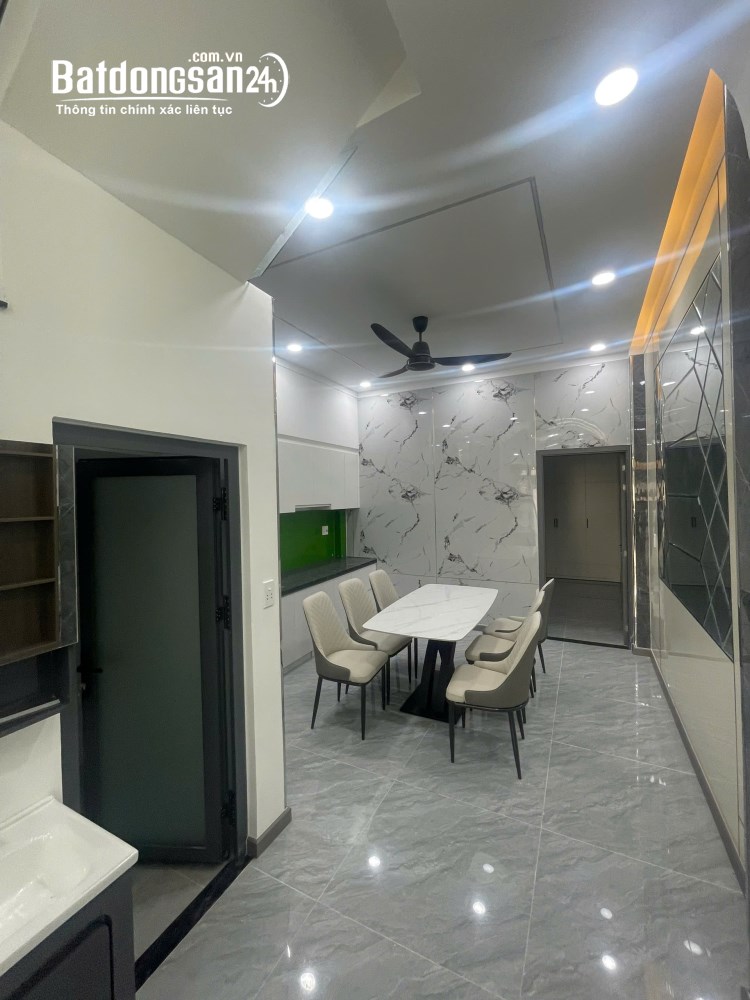 Bán nhà 1 trệt 1 lầu Biên Hòa, Đồng Nai, 85m², sân đậu ô tô, sổ hồng riêng.