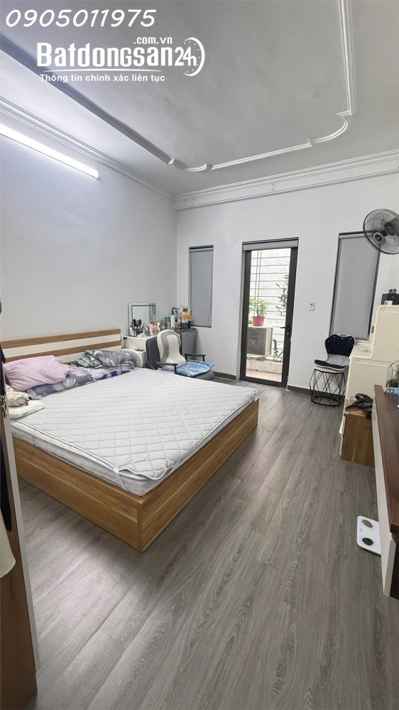 Bán nhà gần Aeon Mall, ngõ 464 Chợ Hàng, Lê Chân, Hải Phòng, 42m², sổ đỏ chính chủ, giá 4,1 tỷ.