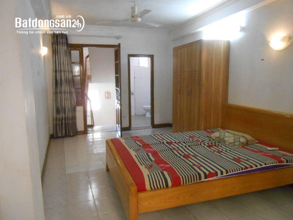Cho thuê căn hộ Phố Hòa Mã, Hai Bà Trưng, tầng khép kín 25m², trung tâm, giá từ 5 triệu.